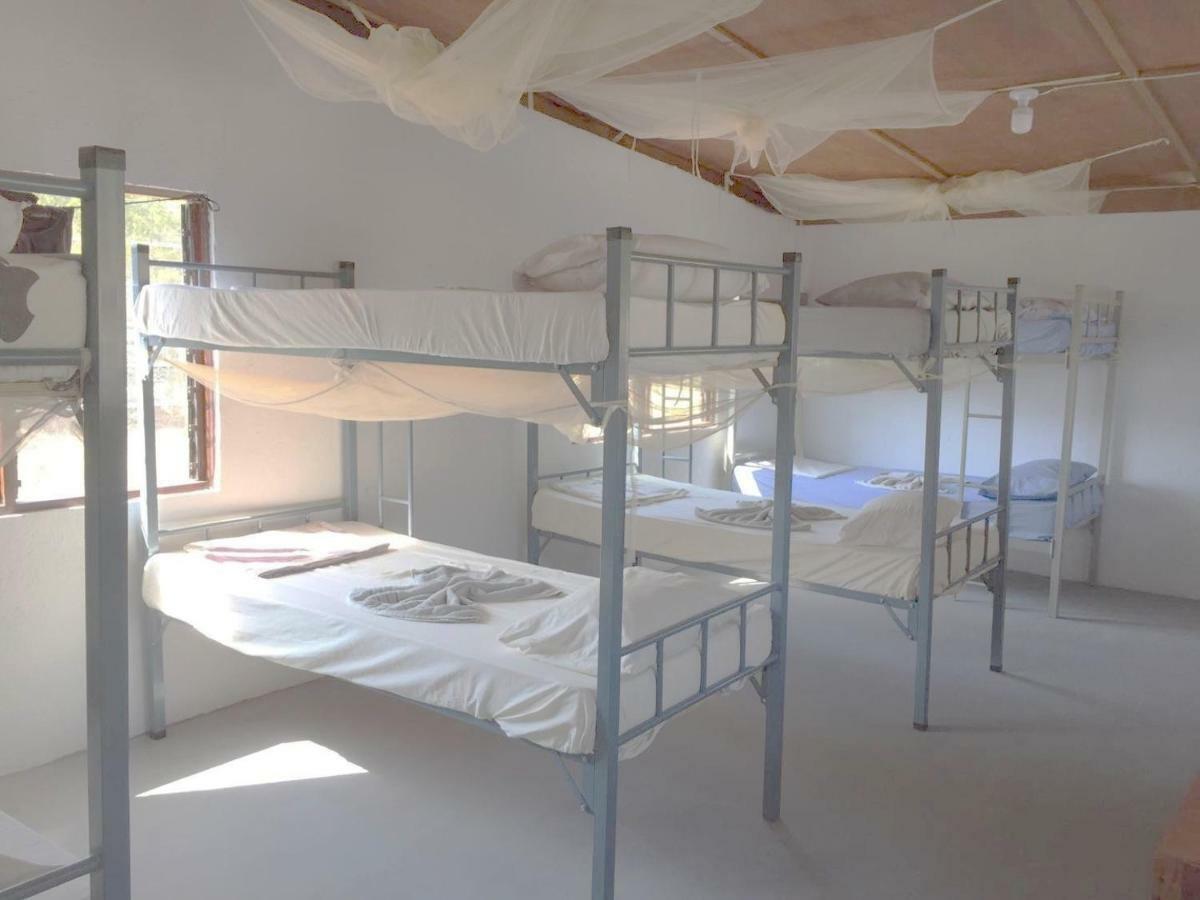 Atauro Dive Resort Backpackers Hostel Beloi Extérieur photo